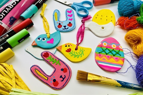 24 Easter creative play.jpg